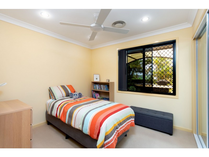7 Meike Crescent, Tanah Merah QLD 4128