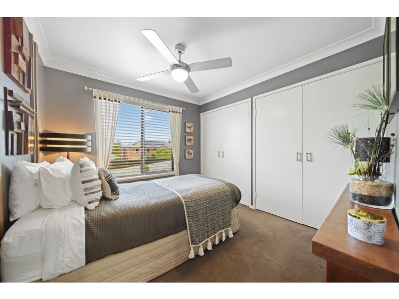 13 Paraburdoo Crescent, Shailer Park QLD 4128