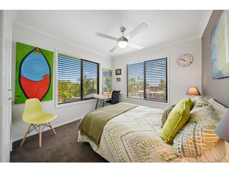 13 Paraburdoo Crescent, Shailer Park QLD 4128