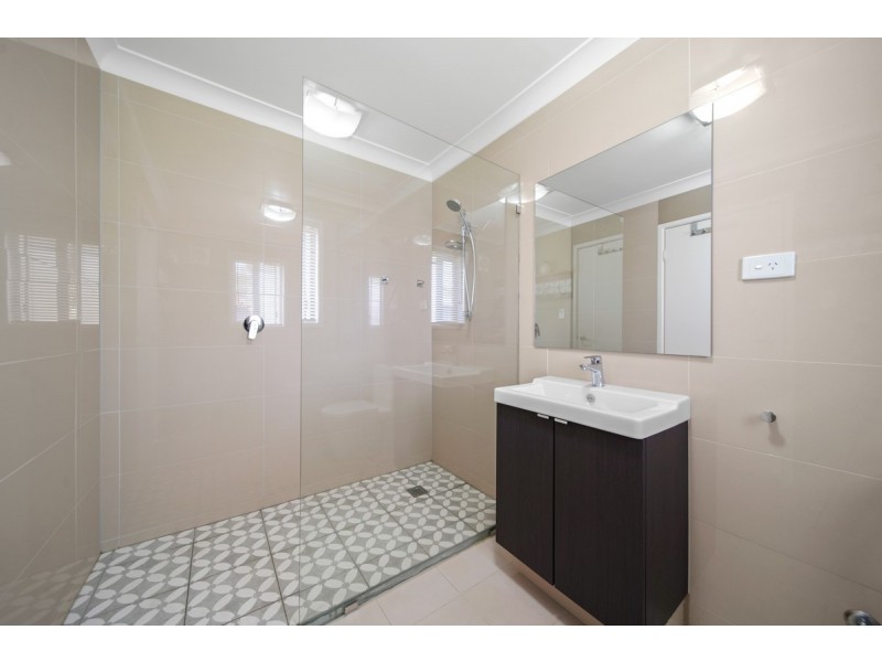 13 Paraburdoo Crescent, Shailer Park QLD 4128