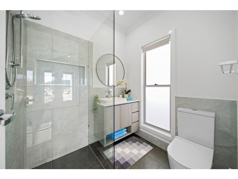 38 Falco Drive, Bahrs Scrub QLD 4207