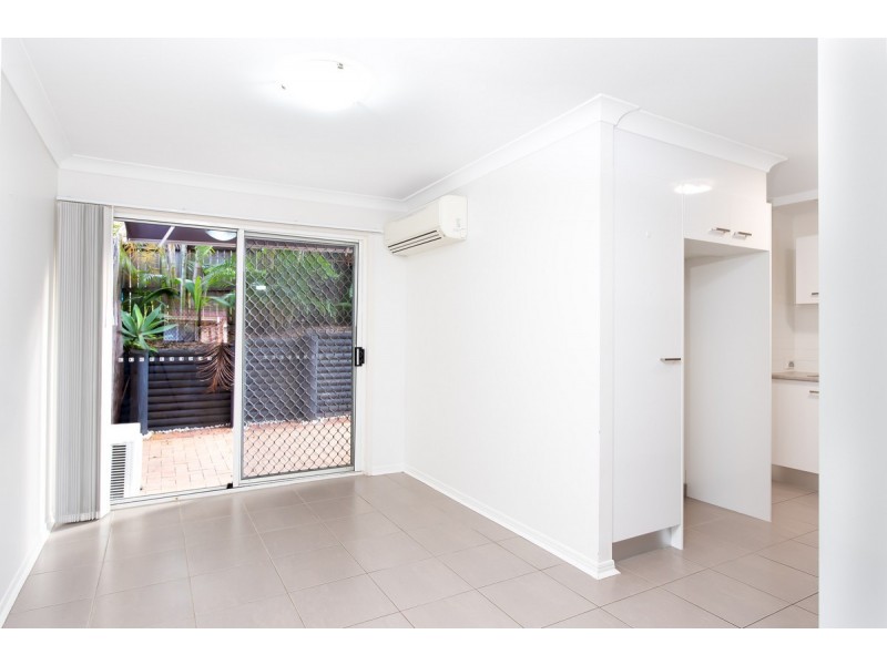34/3809 Pacific Highway, Tanah Merah QLD 4128