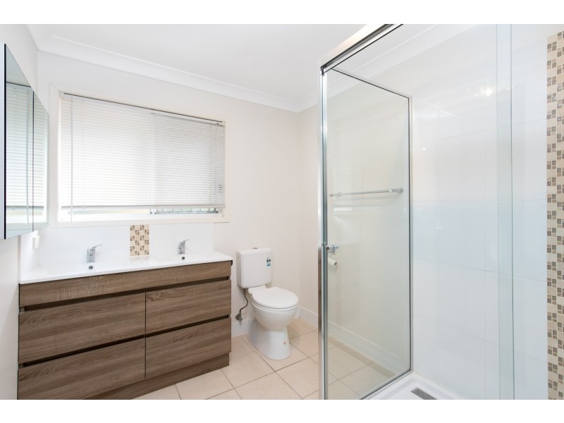 34/3809 Pacific Highway, Tanah Merah QLD 4128
