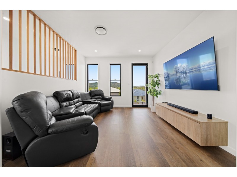 36 Falco Drive, Bahrs Scrub QLD 4207