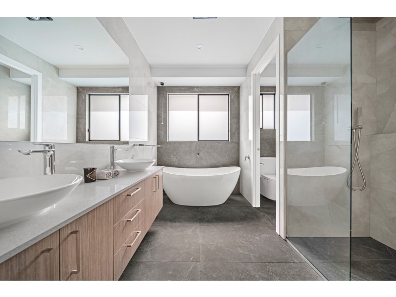 36 Falco Drive, Bahrs Scrub QLD 4207