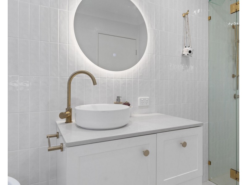 142 Kimberley Drive, Shailer Park QLD 4128