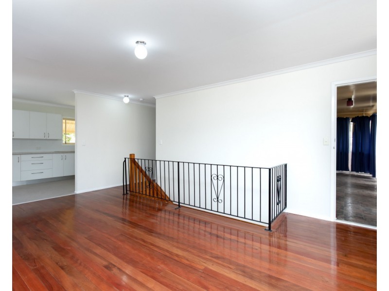 17 Barbaralla Drive, Springwood QLD 4127