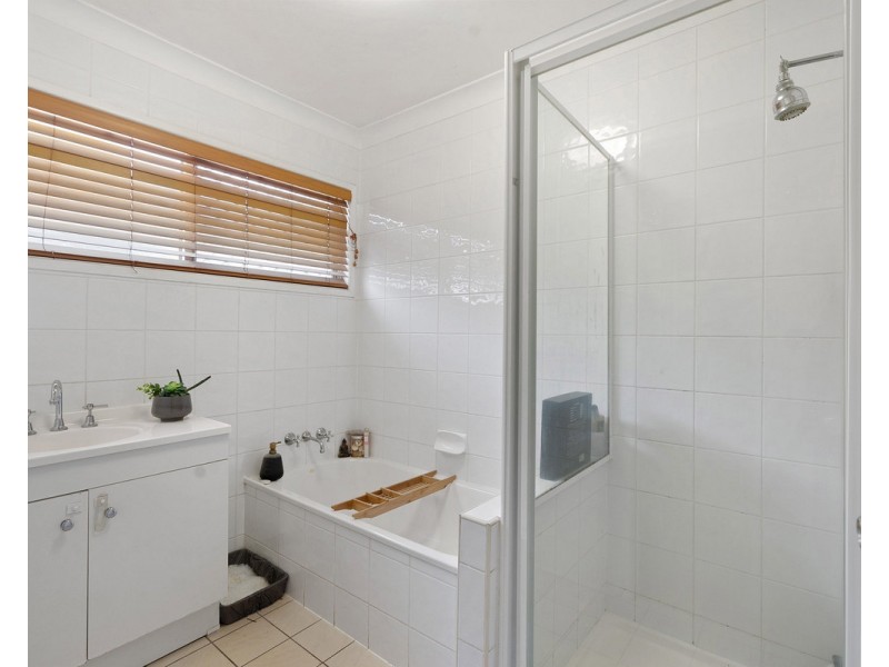19 Kelvin Street, Woodridge QLD 4114