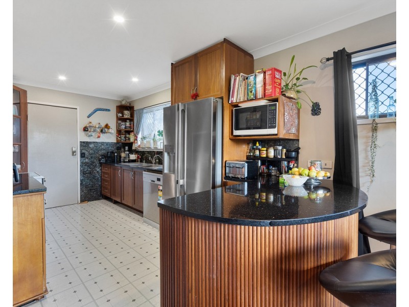 9 Briggs Road, Springwood QLD 4127