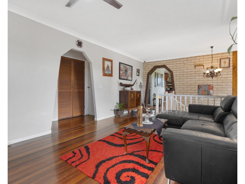 9 Briggs Road, Springwood QLD 4127