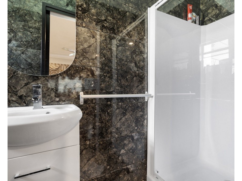 9 Briggs Road, Springwood QLD 4127