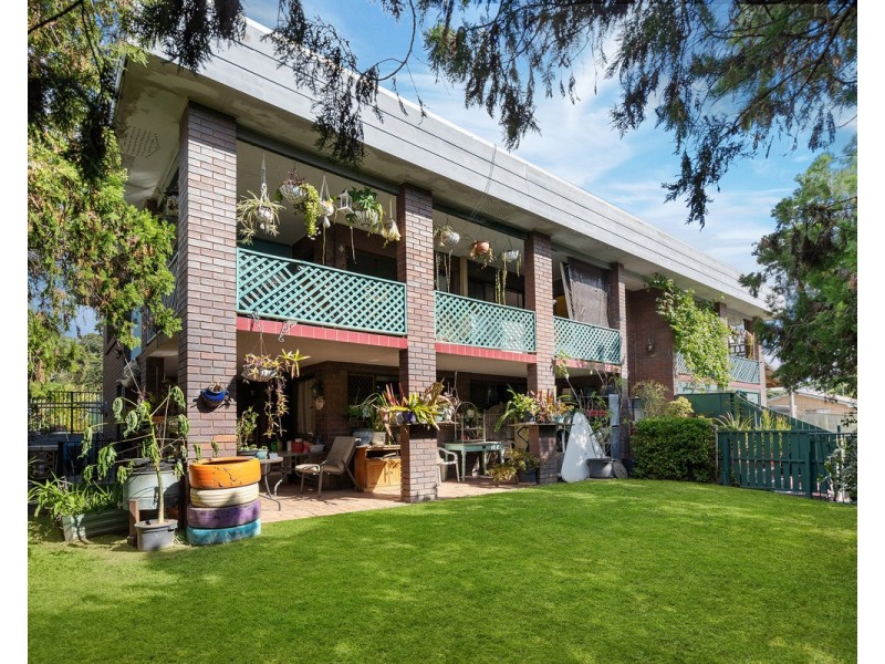 9 Briggs Road, Springwood QLD 4127