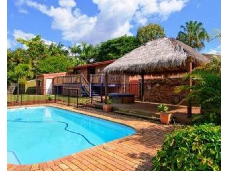120 Barbaralla Drive, Springwood QLD 4127