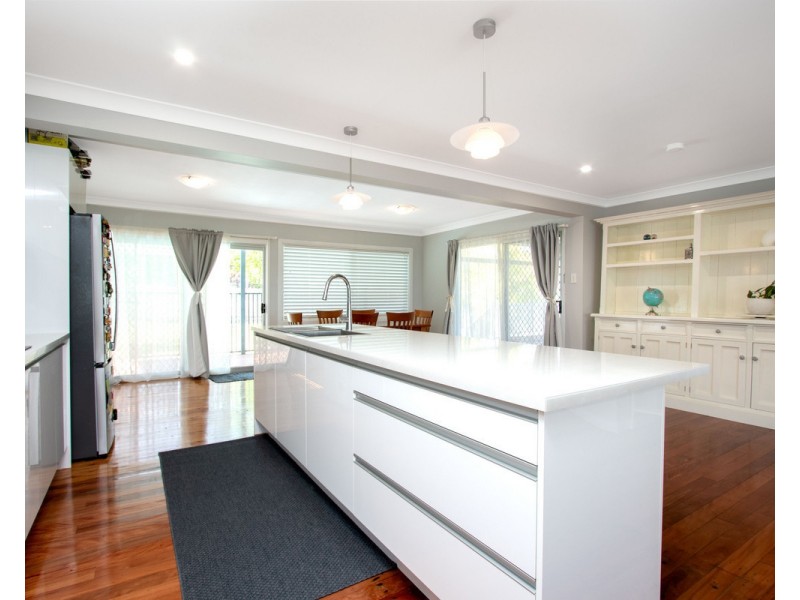 8 Carissa Street, Shailer Park QLD 4128