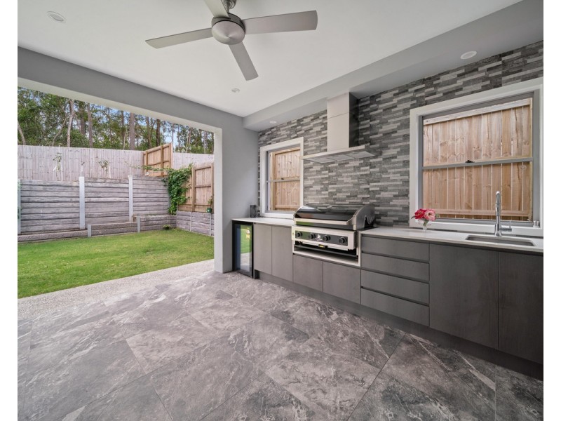 34 Falco Drive, Bahrs Scrub QLD 4207