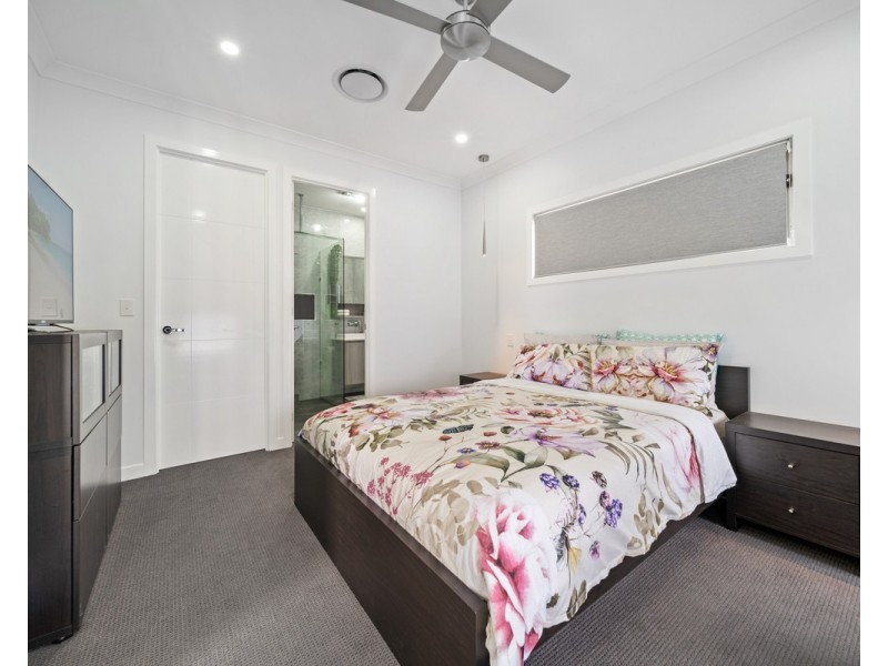 34 Falco Drive, Bahrs Scrub QLD 4207