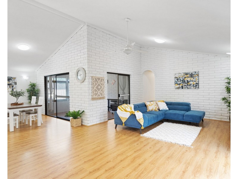 4 SOLENT Court, Daisy Hill QLD 4127