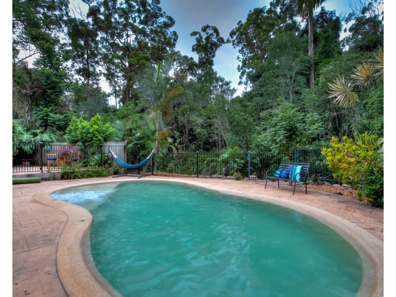 6 Adale Court, Daisy Hill QLD 4127