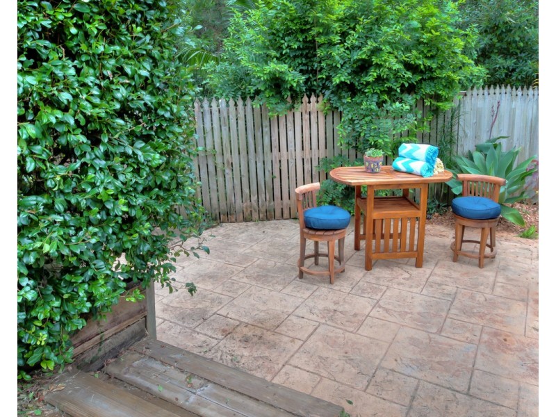 6 Adale Court, Daisy Hill QLD 4127