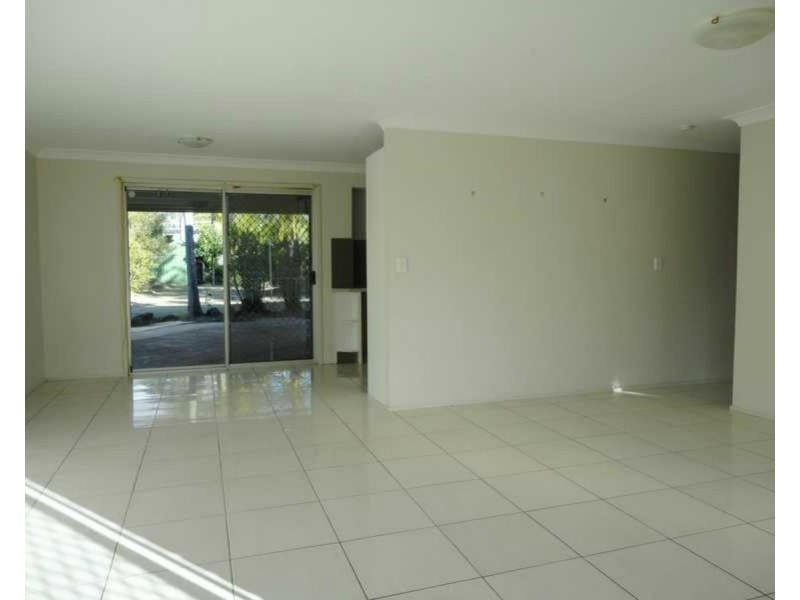 6 Narianne Street, Marsden QLD 4132