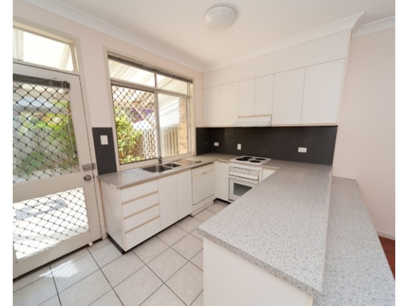 2/35 Lani Street, Wishart QLD 4122