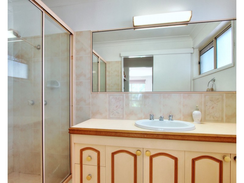 5 Edera Court, Daisy Hill QLD 4127