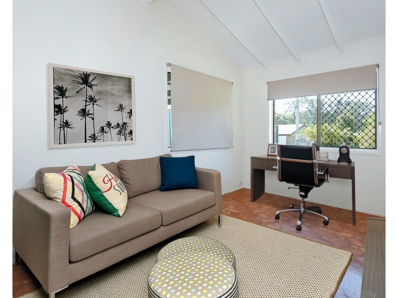 45 Gladewood Drive, Daisy Hill QLD 4127