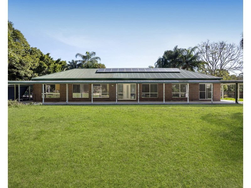 1147 New Cleveland Road, Gumdale QLD 4154