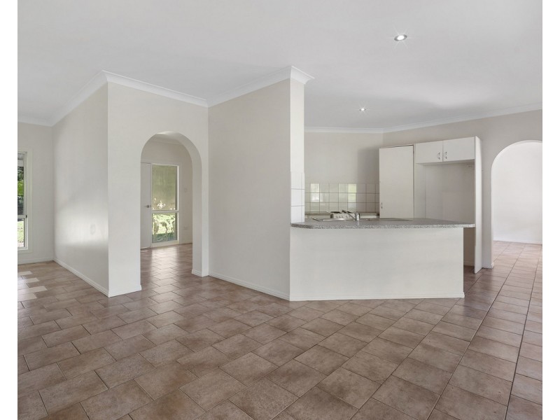 1147 New Cleveland Road, Gumdale QLD 4154