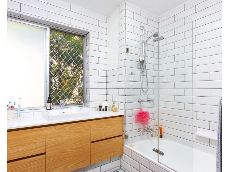 2/45 Alva Terrace, Gordon Park QLD 4031