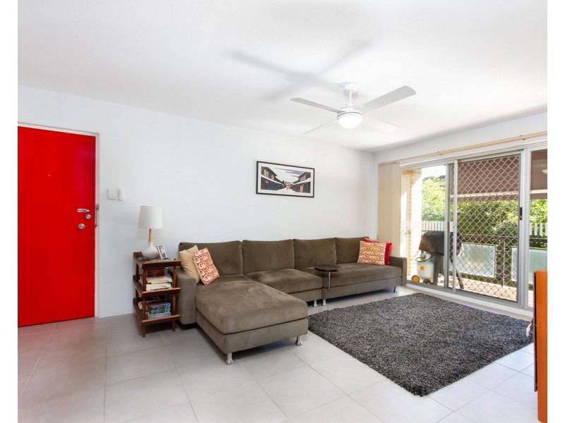 2/45 Alva Terrace, Gordon Park QLD 4031