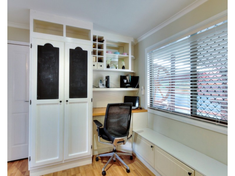 27 Floret Street, Shailer Park QLD 4128