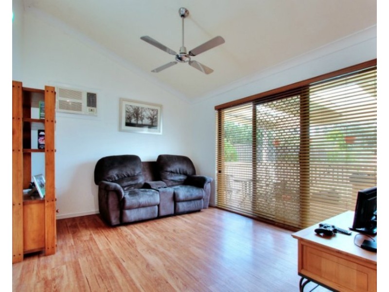 9 Oxley Circuit, Daisy Hill QLD 4127