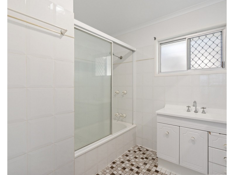 34 Ceduna Street, Loganholme QLD 4129