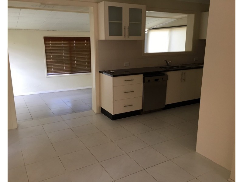 13 Kyla Street, Shailer Park QLD 4128