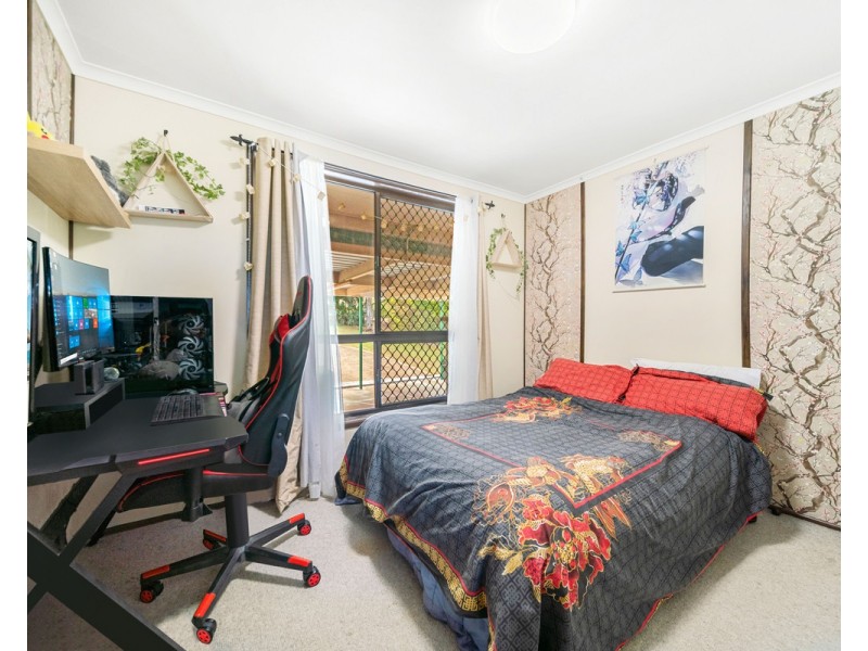 136 Barbaralla Drive, Springwood QLD 4127