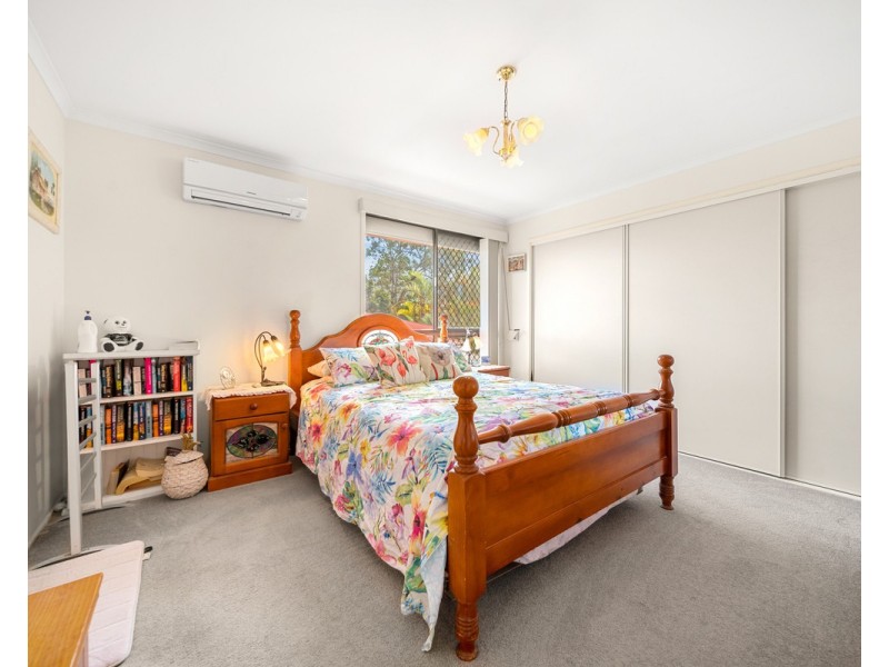 136 Barbaralla Drive, Springwood QLD 4127