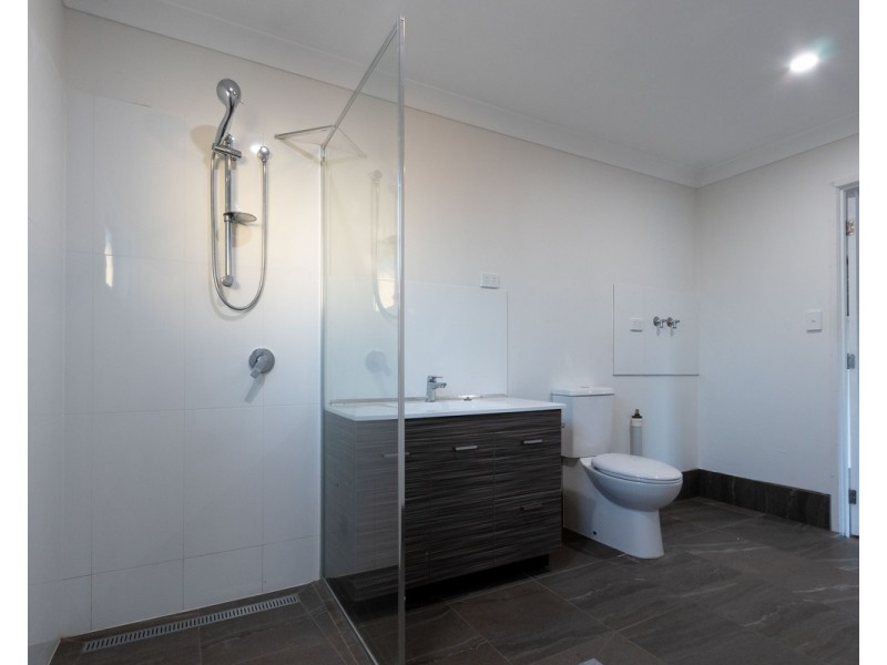 26B Narcamus Crescent, Shailer Park QLD 4128