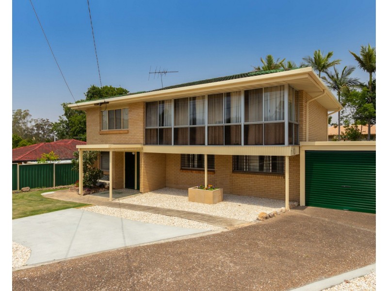 17 Barbaralla Drive, Springwood QLD 4127