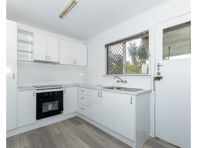 144 Railway Parade, Woodridge QLD 4114