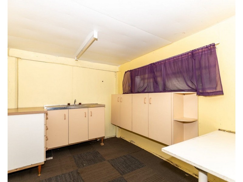 144 Railway Parade, Woodridge QLD 4114
