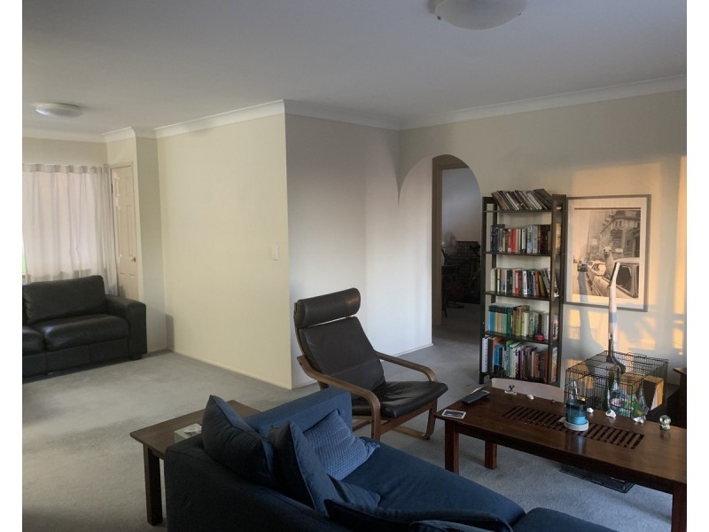 27/167 John Paul Drive, Springwood QLD 4127