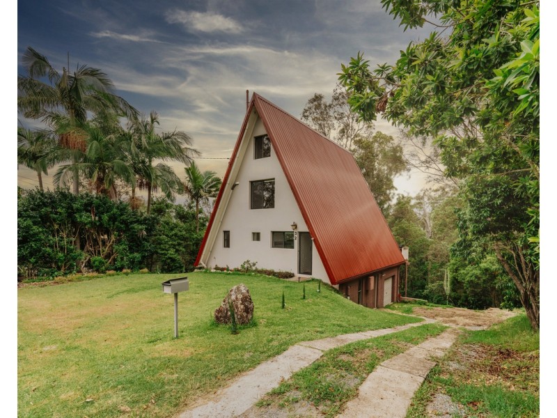 32 Penelope Drive, Cornubia QLD 4130
