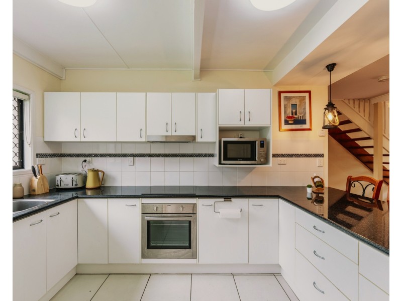 32 Penelope Drive, Cornubia QLD 4130