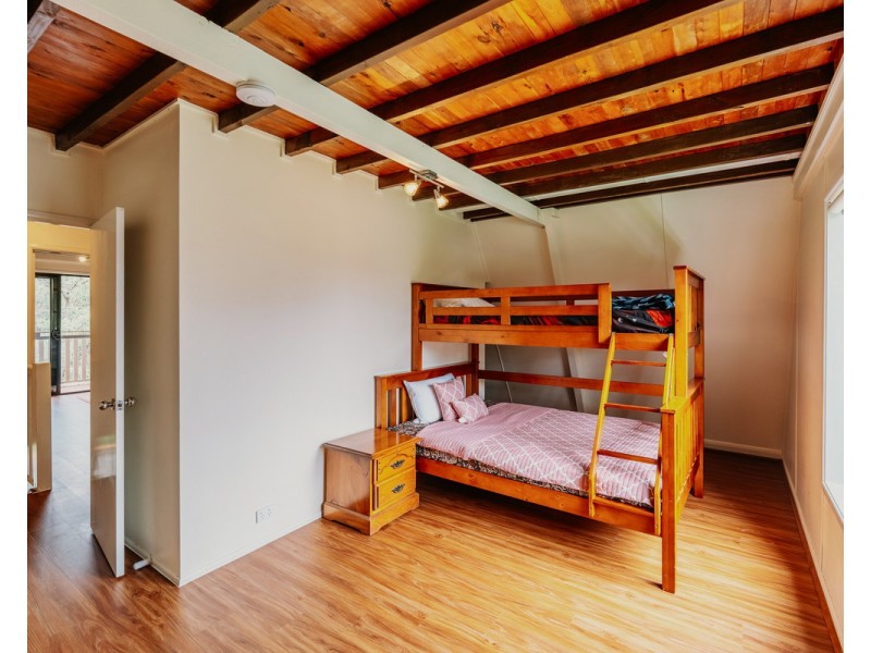 32 Penelope Drive, Cornubia QLD 4130