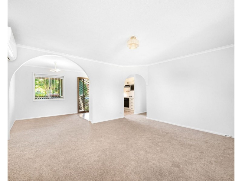 5 Peter Street, Slacks Creek QLD 4127