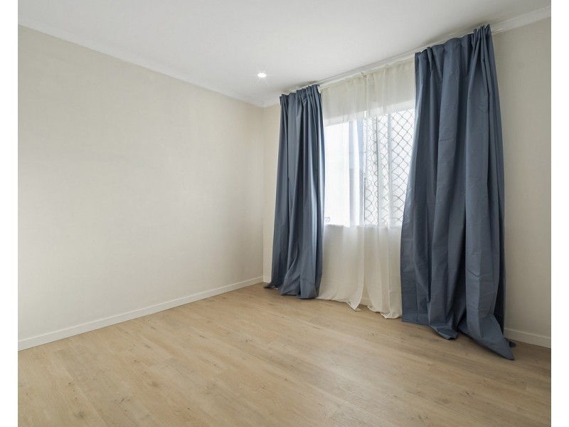 39 Pine Drive, Woodridge QLD 4114