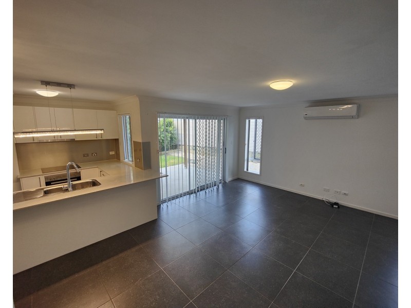 1/5a Oleander Street, Daisy Hill QLD 4127