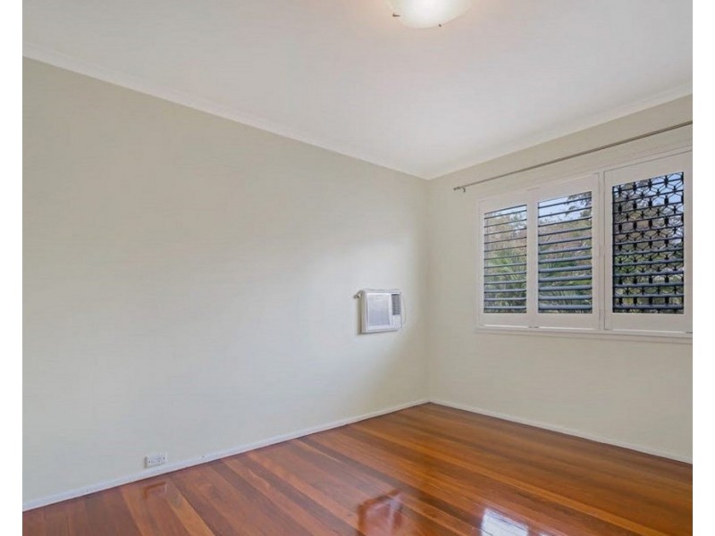 12 Reserve Road, Slacks Creek QLD 4127