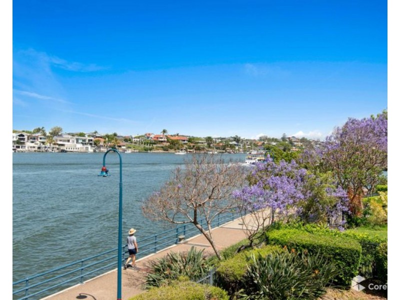 18/15 Vernon Terrace, Teneriffe QLD 4005